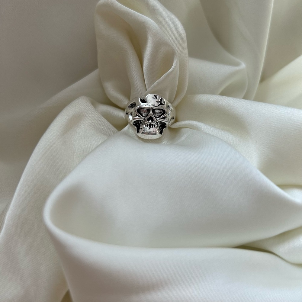 Skull Rings - Picture 14 of 16